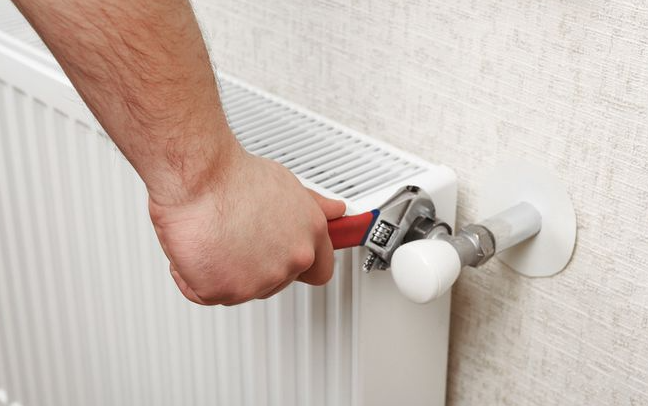 暖氣片溫控設(shè)施不能私自拆除，會(huì)導(dǎo)致樓棟水力失衡